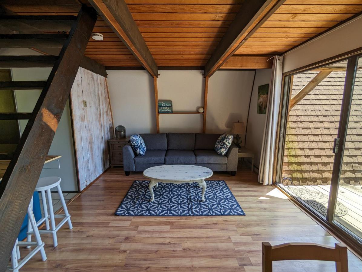 Jade Resort-Oceanfront Suites In Gowlland Harbour Heriot Bay Zewnętrze zdjęcie