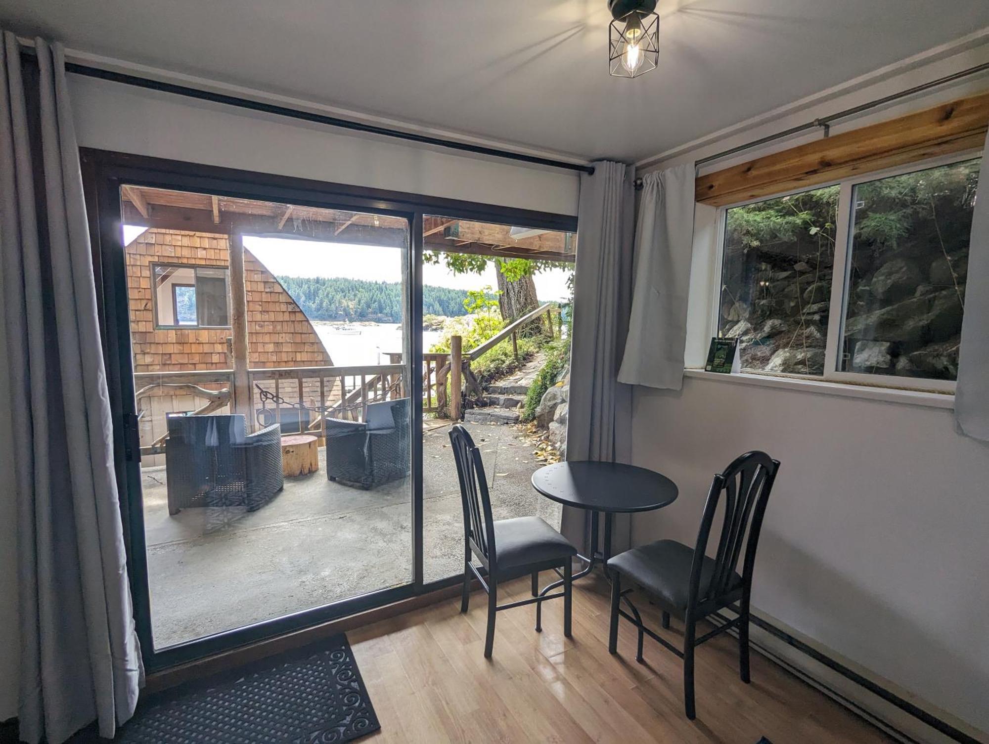 Jade Resort-Oceanfront Suites In Gowlland Harbour Heriot Bay Zewnętrze zdjęcie