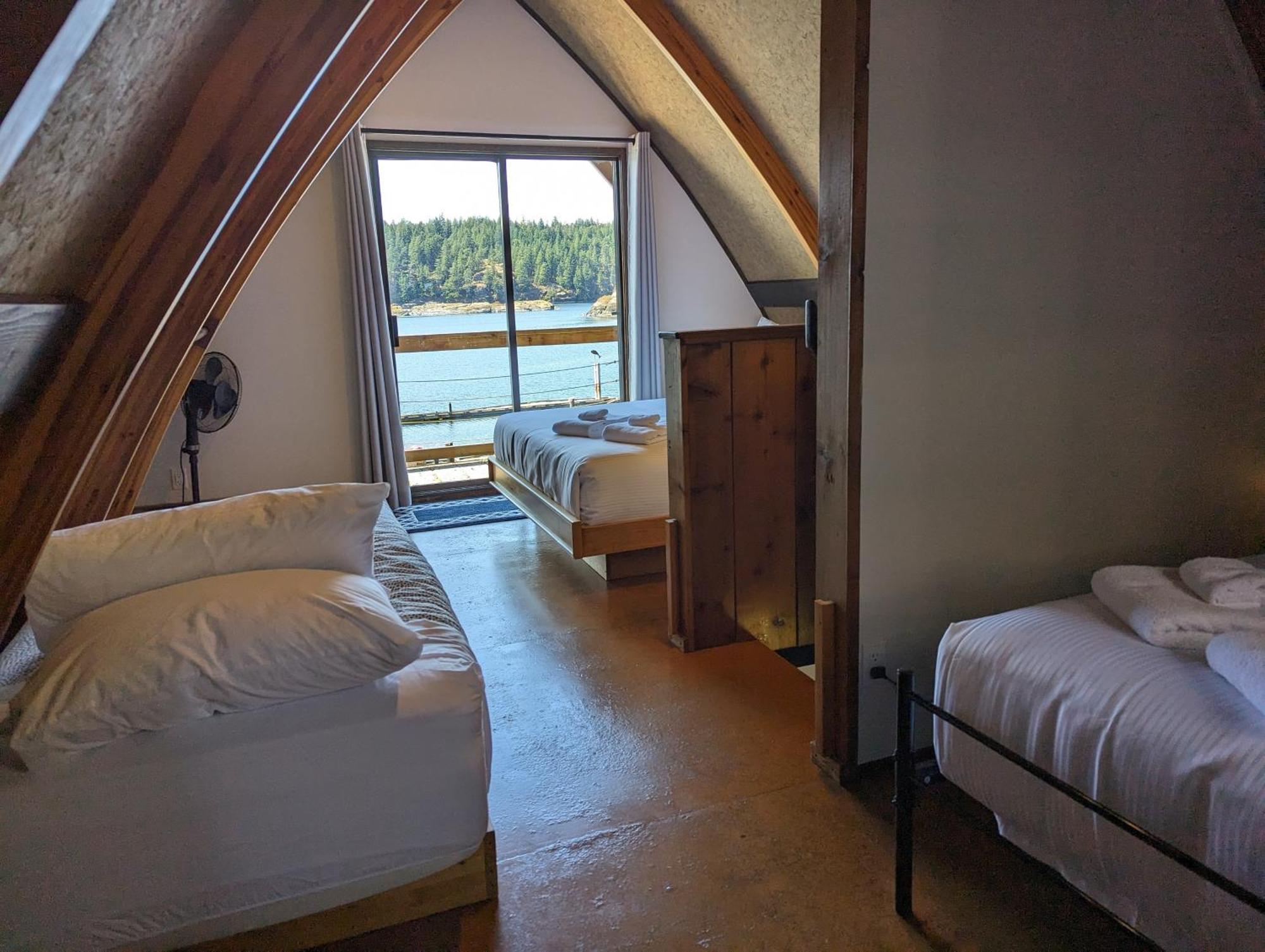 Jade Resort-Oceanfront Suites In Gowlland Harbour Heriot Bay Zewnętrze zdjęcie