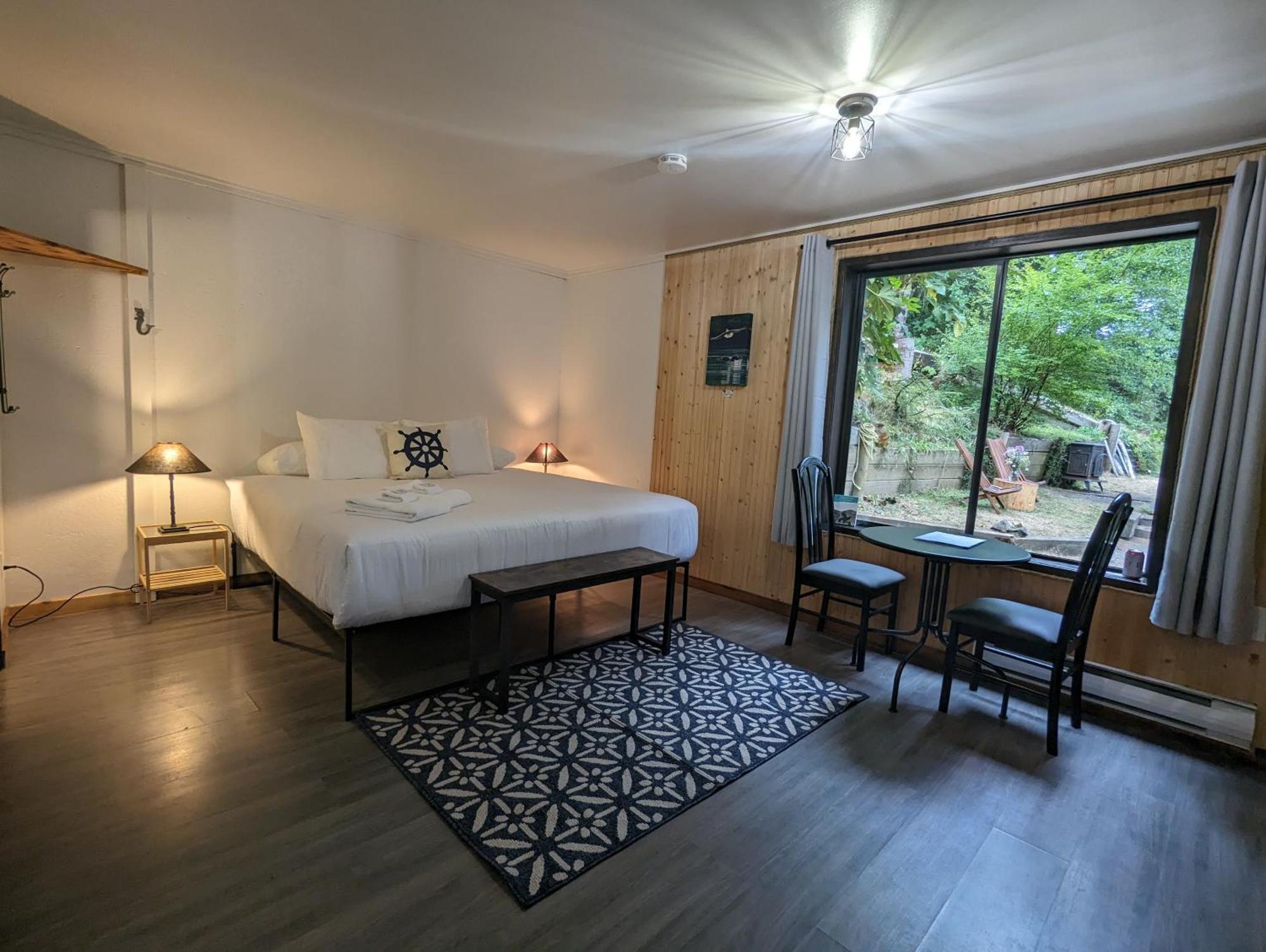 Jade Resort-Oceanfront Suites In Gowlland Harbour Heriot Bay Pokój zdjęcie